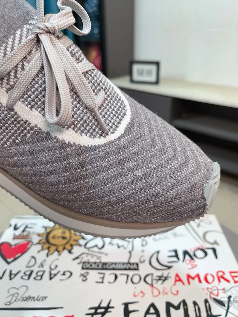 Men's shoes 💰400🌹🌹"Dolce & Gabbana DG" original imported flying weave ➕ sheepskin lining, light, comfortable and versatile, original special outsole 🔥favored by trendy men. Welcome to compare quality 🔥exquisite luxury, super A level! Version comparison, no difference at all! Code number 36-46